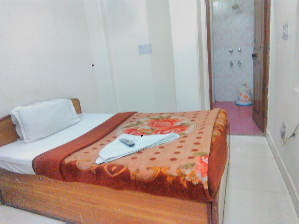 Airport Hotel Sunrise Blue Delhi Kültér fotó